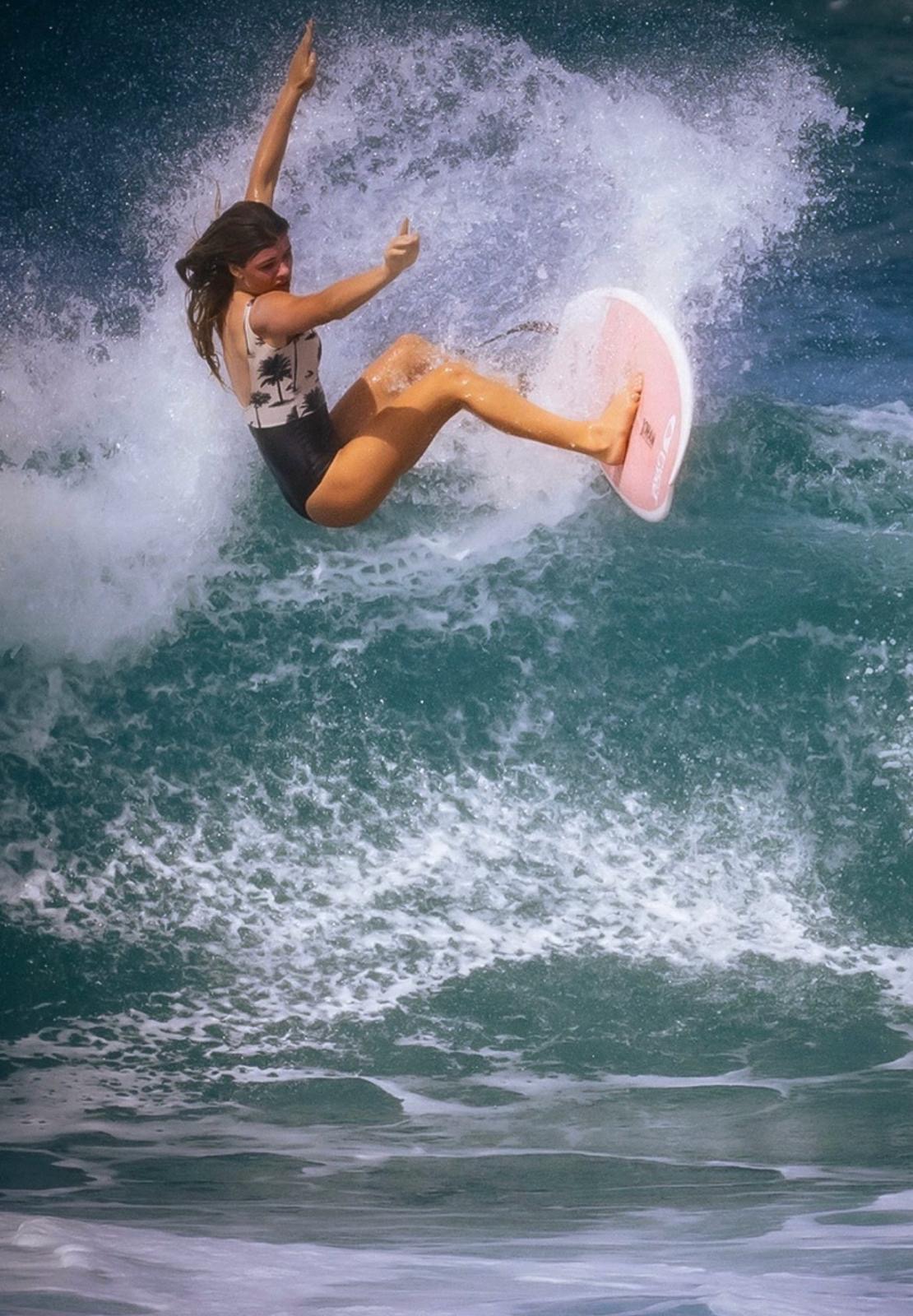 Yséa Houllier, championne de France de Surf U16 2023